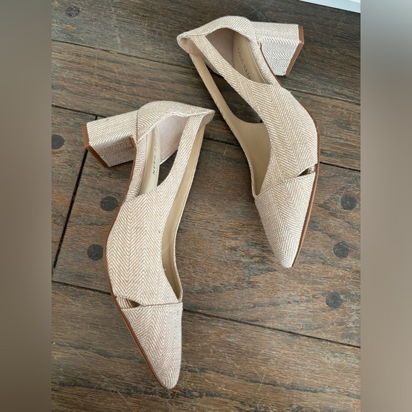 Cole Haan Caia Pumps Light Tan Herringbone Pattern Size 6.5 Spring - Picture 4 of 6
